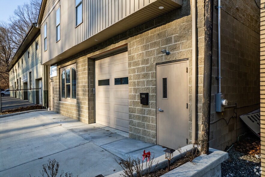 100 McNeilly Rd, Pittsburgh, PA à vendre - Photo de l’immeuble – Image 2 sur 15