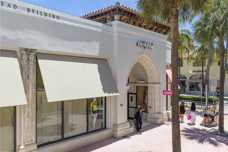 919-939 Lincoln Rd, Miami Beach, Miami Beach, FL à louer - Photo de l’immeuble – Image 2 sur 6