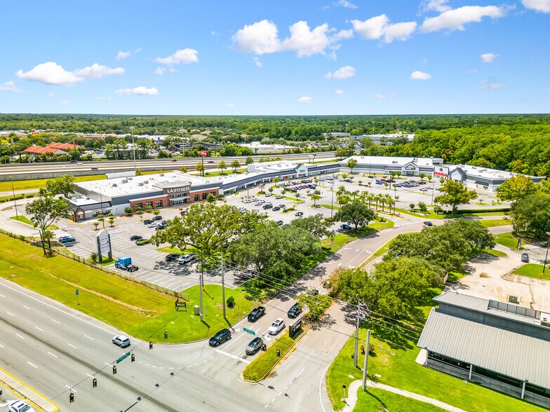 6000 Lake Gray Blvd, Jacksonville, FL à louer - Photo de l’immeuble – Image 1 sur 13
