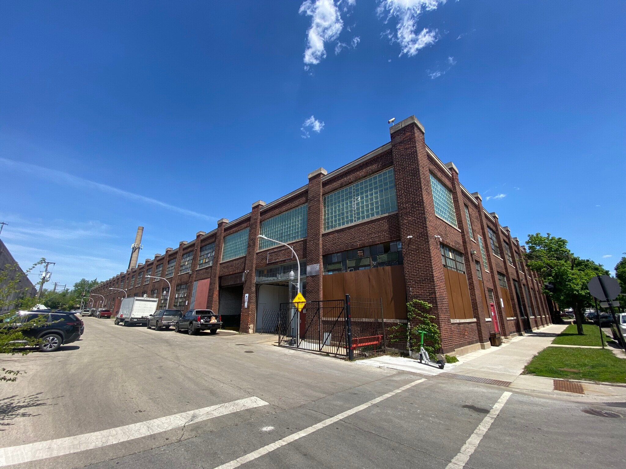 4850 W Bloomingdale Ave, Chicago, IL à vendre Photo de l’immeuble– Image 1 sur 30