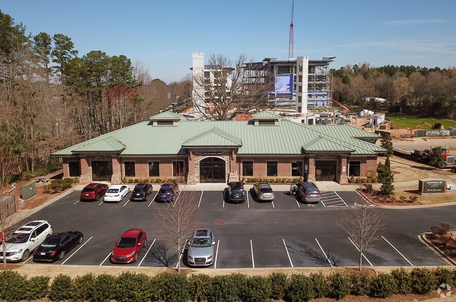 19735 Kunkleman Dr, Cornelius, NC à louer - Photo de l’immeuble – Image 2 sur 5