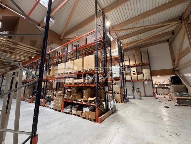Plus de détails pour Industriel/Logistique à vendre