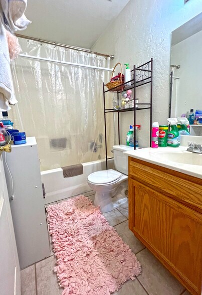 9938 W Century Dr, Arizona City, AZ à vendre - Photo de l’immeuble – Image 3 sur 17