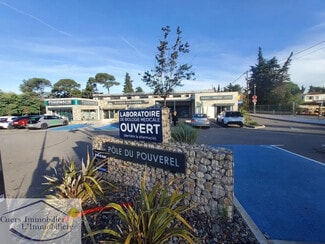 Plus de détails pour Local d'activités à louer