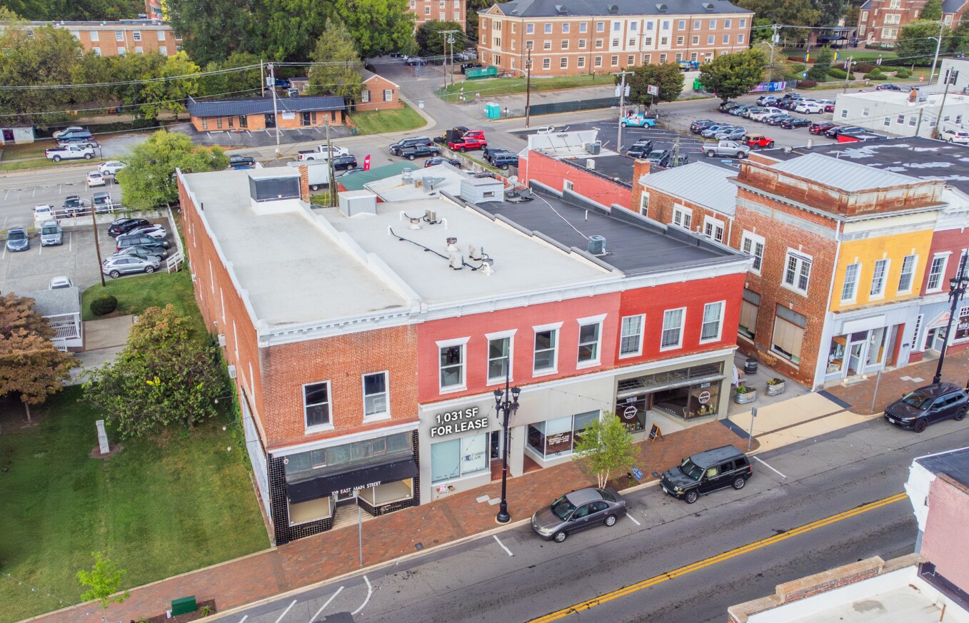 111 E Main St, Salem, VA à louer Photo de l’immeuble– Image 1 sur 15