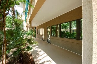 Plus de détails pour 23 N Main St, Hilton Head Island, SC - Bureau à louer