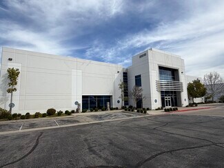 Plus de détails pour 28010 Industry Dr, Santa Clarita, CA - Bureau, Industriel/Logistique à louer