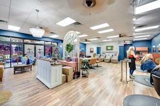 5801 Old Highway 5, Holly Springs, GA à louer Photo intérieure– Image 2 sur 4