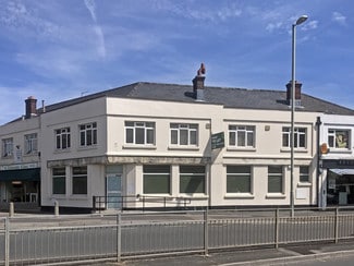 Plus de détails pour 45-47 Commercial Rd, Totton - Local commercial à louer