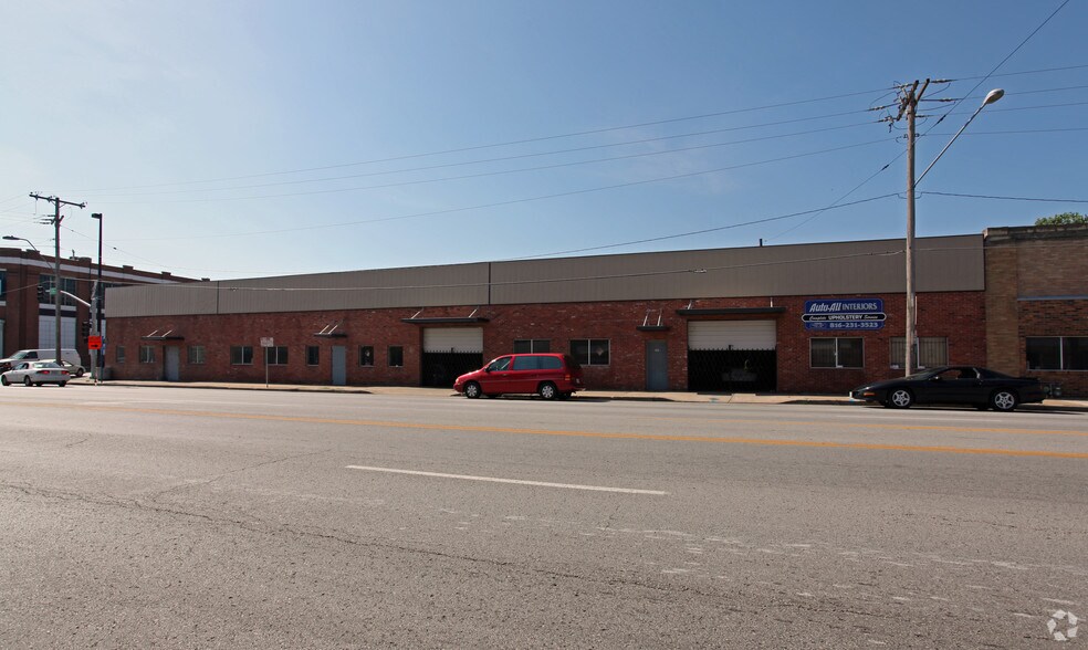 2501-2507 E Truman Rd, Kansas City, MO à vendre - Photo de l’immeuble – Image 2 sur 4