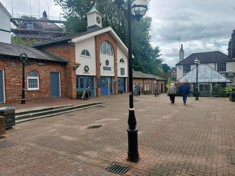 Coach And Horses Passage, Tunbridge Wells à louer - Photo de l’immeuble – Image 2 sur 6