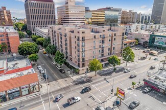 Plus de détails pour 3300 W 6th St, Los Angeles, CA - Local commercial à louer