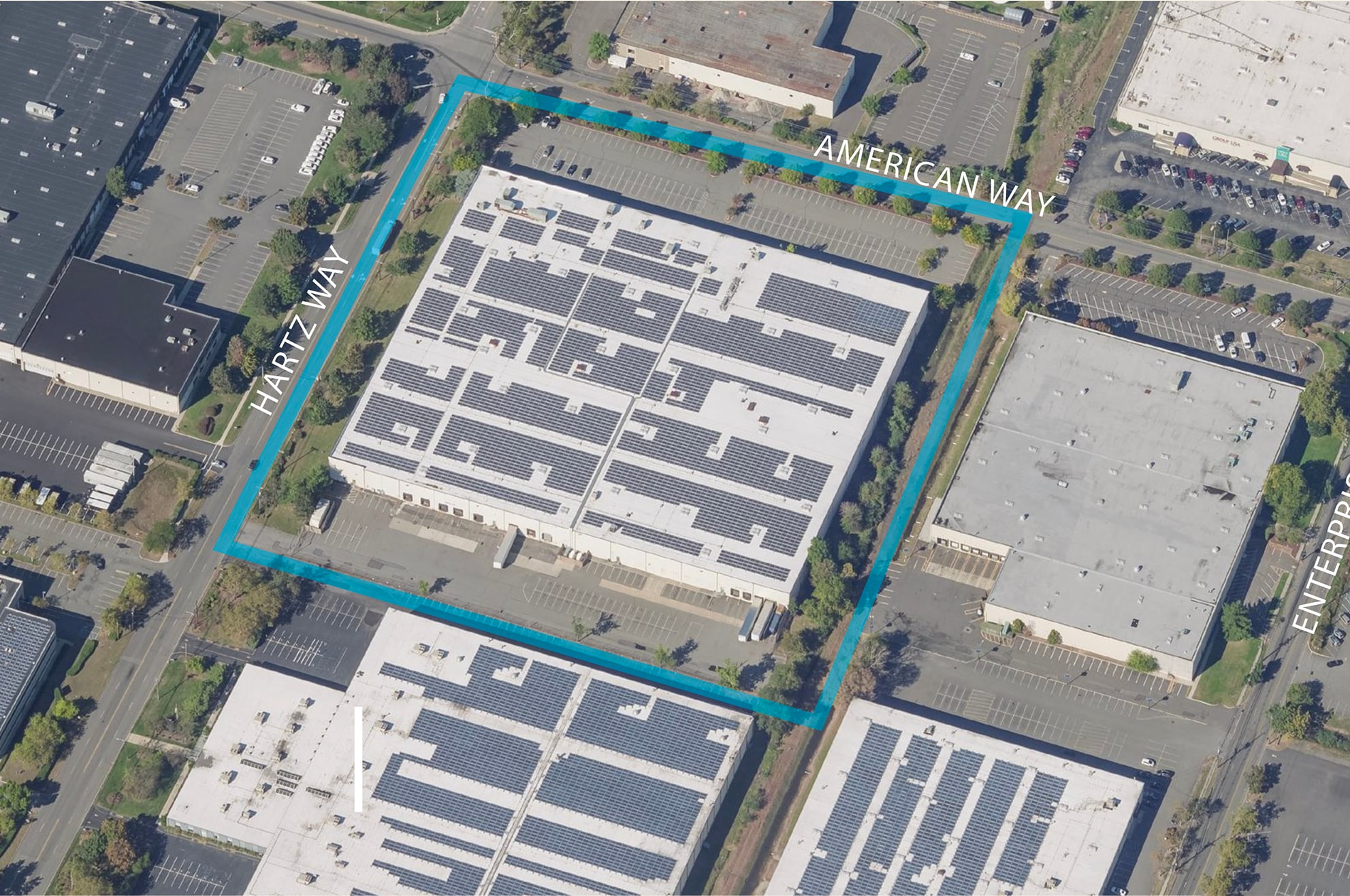 50 Hartz Way, Secaucus, NJ à louer Photo principale– Image 1 sur 5