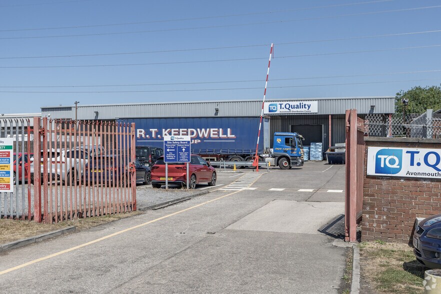 Avonmouth Way, Avonmouth à vendre - Photo principale – Image 1 sur 1