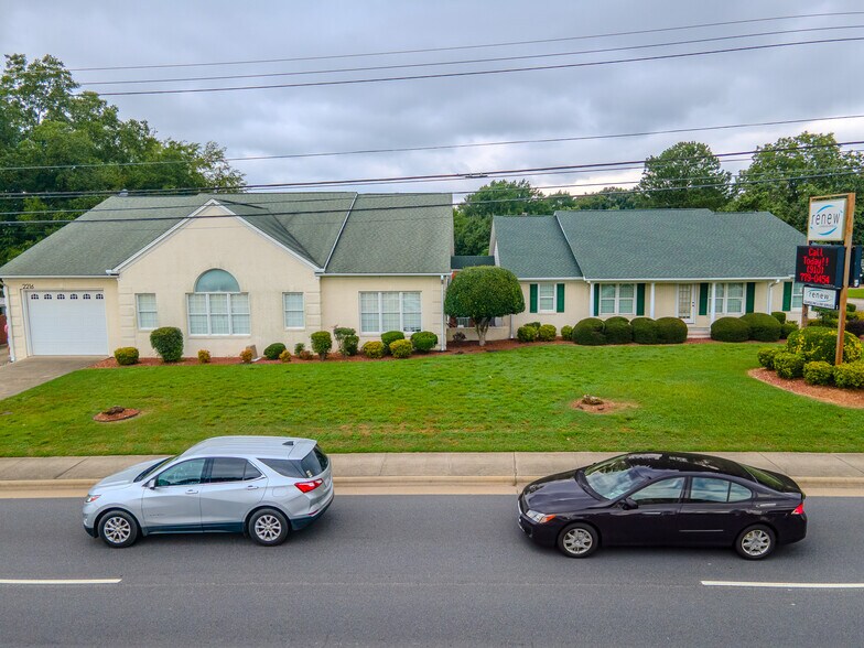 2212 Hope Mills Rd, Fayetteville, NC à vendre - Photo de l’immeuble – Image 3 sur 44