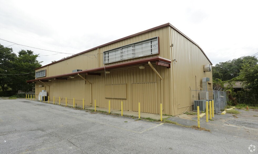 2200 N W St, Pensacola, FL à louer - Photo principale – Image 1 sur 6