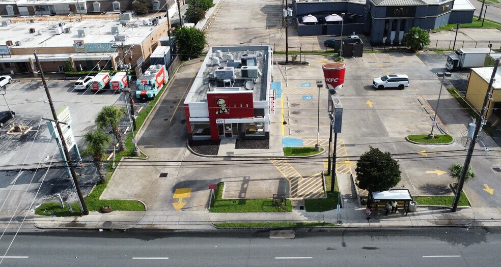 6420 Westheimer Rd, Houston, TX à louer - Photo principale – Image 2 sur 5