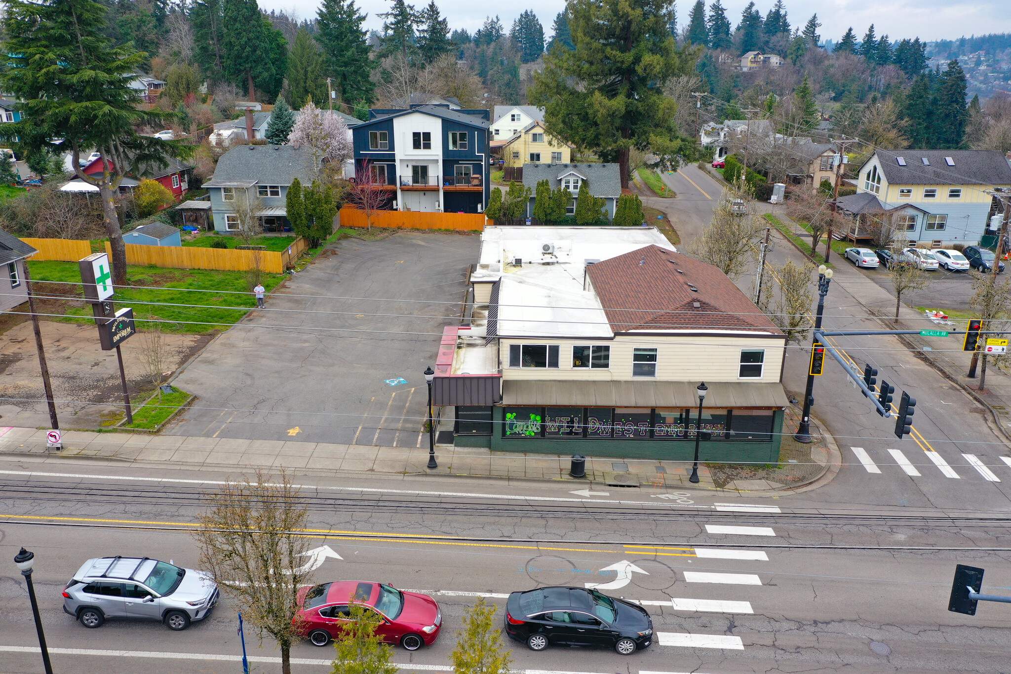 222 Molalla Ave, Oregon City, OR à vendre Photo de l’immeuble– Image 1 sur 10