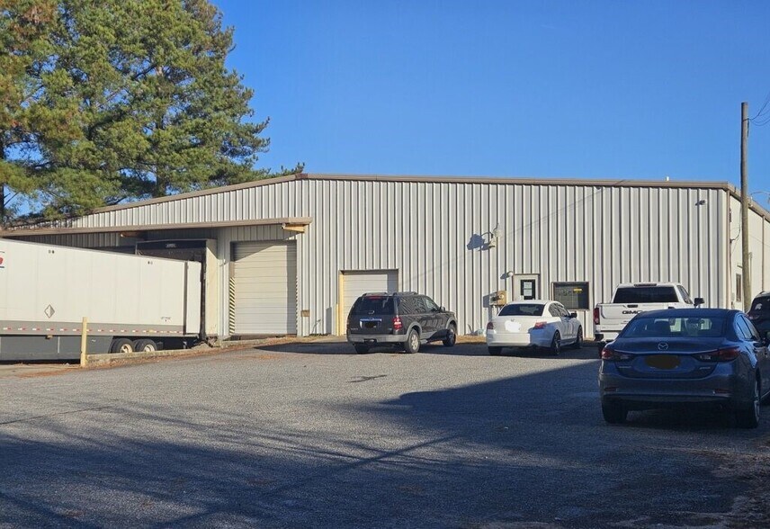 280 W Dudley St, Greenville, NC à louer - Photo principale – Image 1 sur 2