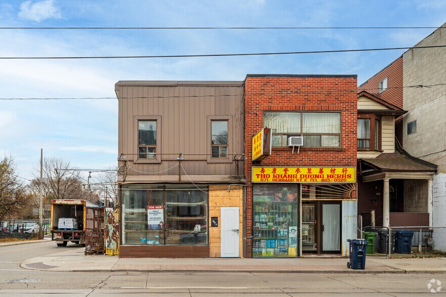 673 Gerrard St E, Toronto, ON à vendre - Photo de l’immeuble – Image 2 sur 2