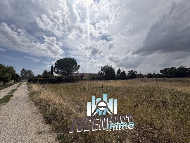 Plus de détails pour Terrain à vendre