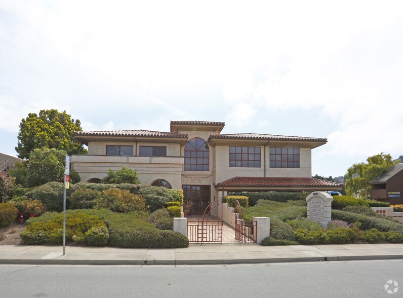 26385 Carmel Rancho Blvd, Carmel, CA à vendre - Photo de l’immeuble – Image 3 sur 19