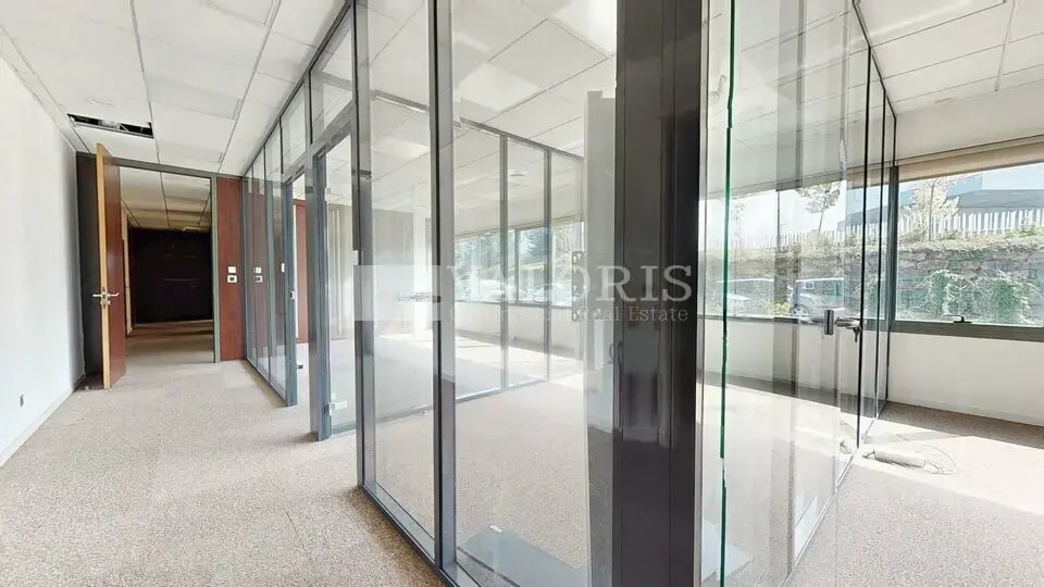 View Photo