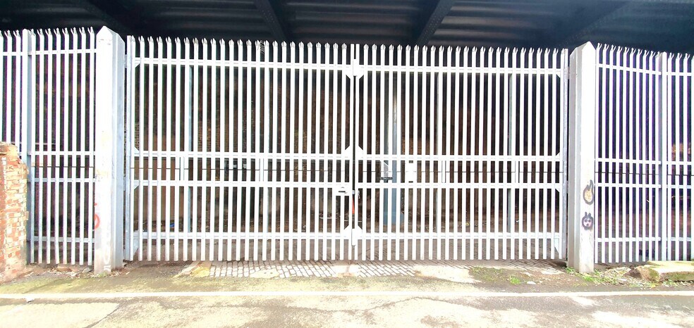 Hadleigh St, Londres à louer - Photo de l’immeuble – Image 3 sur 12
