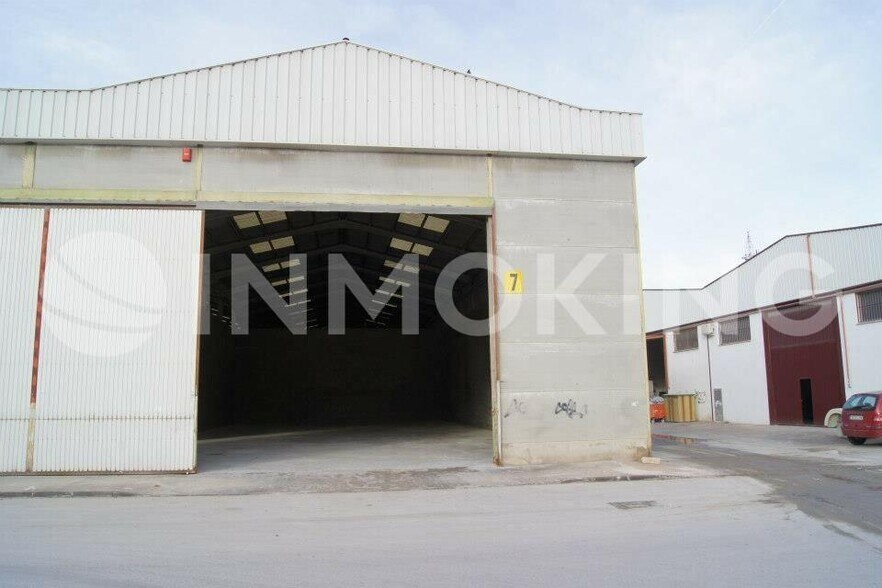 Industriel/Logistique dans Silla, Valencia à louer - Photo de l’immeuble – Image 2 sur 8