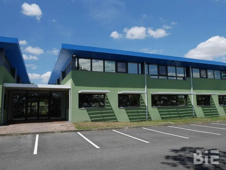 4 Voie Romaine, Canéjan à louer - Photo de l’immeuble – Image 1 sur 7