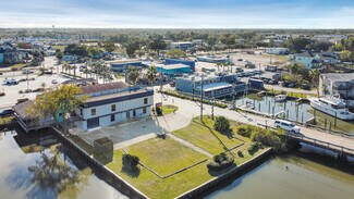 Plus de détails pour 815 Clear Lake Rd, Clear Lake Shores, TX - Local commercial à vendre