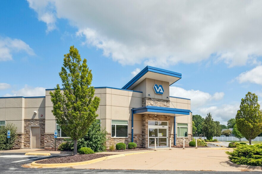 310 Home Blvd, Galesburg, IL à vendre - Photo de l’immeuble – Image 3 sur 3