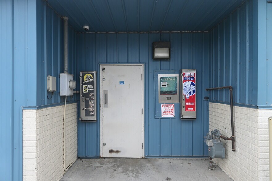 225 N Depot St, Louisville, NE à vendre - Photo de l’immeuble – Image 3 sur 22