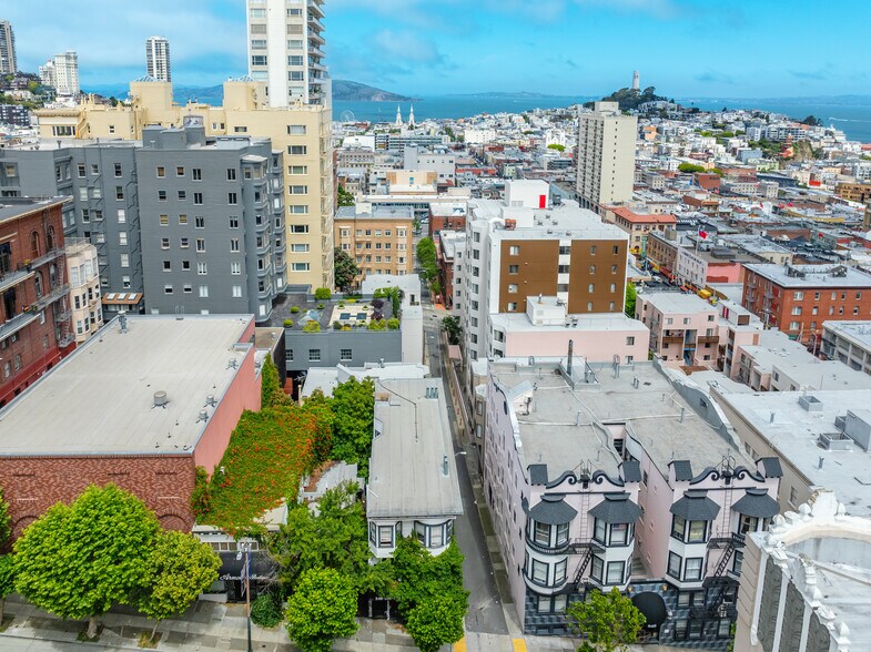 860 California St, San Francisco, CA à vendre - Photo de l’immeuble – Image 2 sur 5