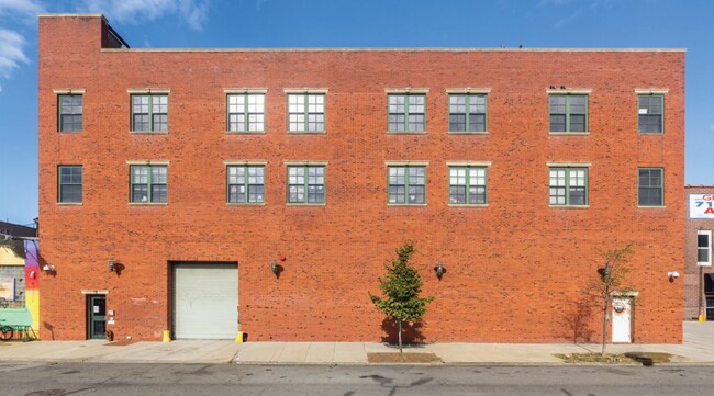 Plus de détails pour 36-40 37th St, Long Island City, NY - Local d’activités à vendre