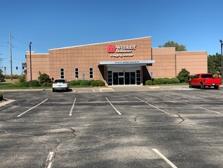Plus de détails pour 2734 N Woodlawn Ave, Wichita, KS - Bureau à vendre