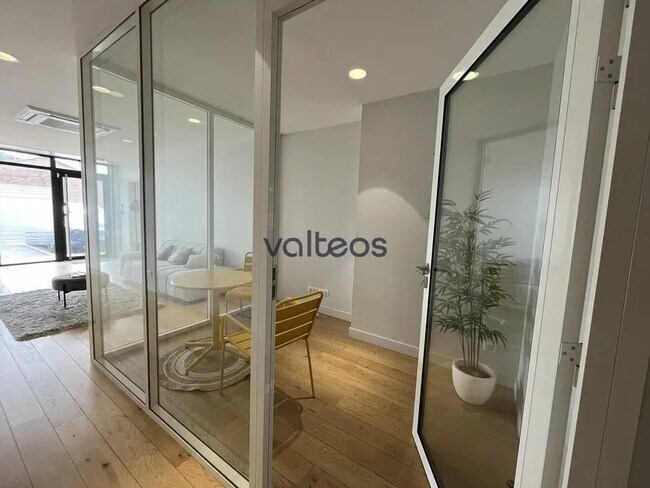 Plus de détails pour 85 Avenue Des Pyrénées, L'Union - Bureau à louer