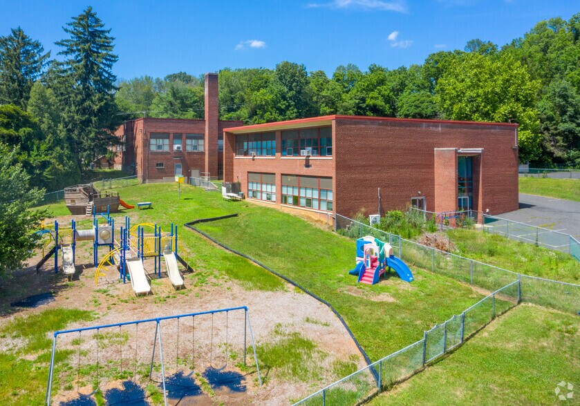 3000 Main St, Green Lane, PA à louer - Photo de l’immeuble – Image 3 sur 9
