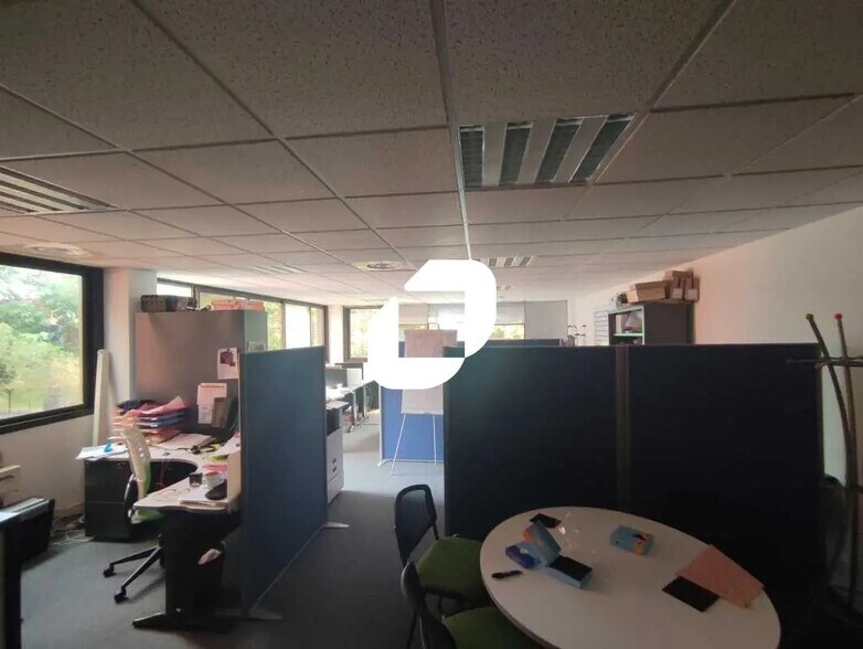 Bureau dans Mérignac à louer - Photo de l’immeuble – Image 3 sur 20