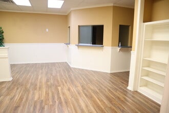 16410 Blanco Rd, San Antonio, TX à louer Photo intérieure– Image 1 sur 10