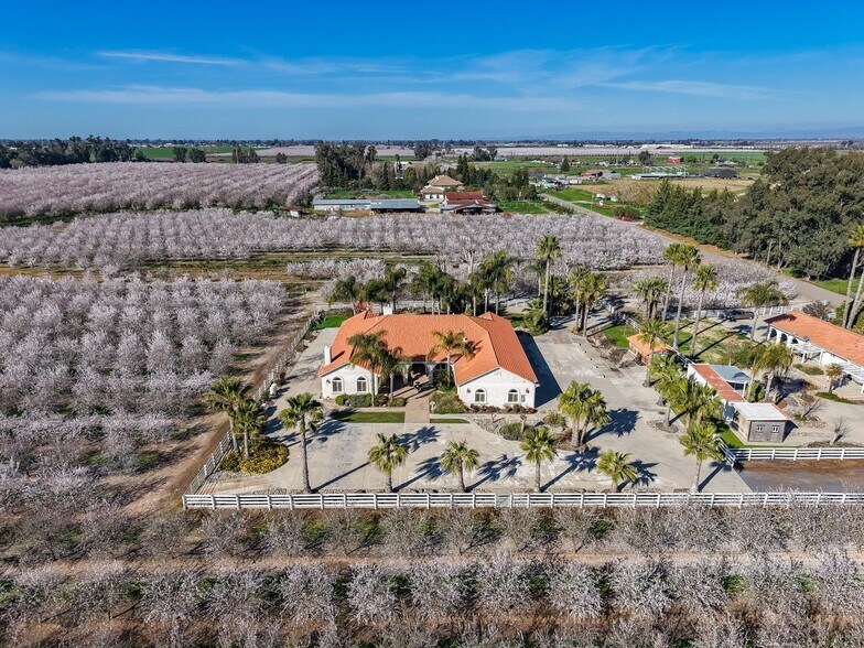 4543 McGee Ave, Modesto, CA à vendre - Photo principale – Image 1 sur 16