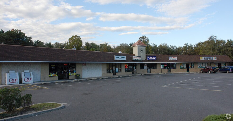 60 Chambersbridge Rd, Lakewood, NJ à louer - Photo de l’immeuble – Image 2 sur 6