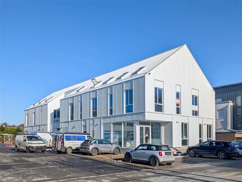 Bureau dans Saint-Malo à vendre - Photo de l’immeuble – Image 1 sur 10