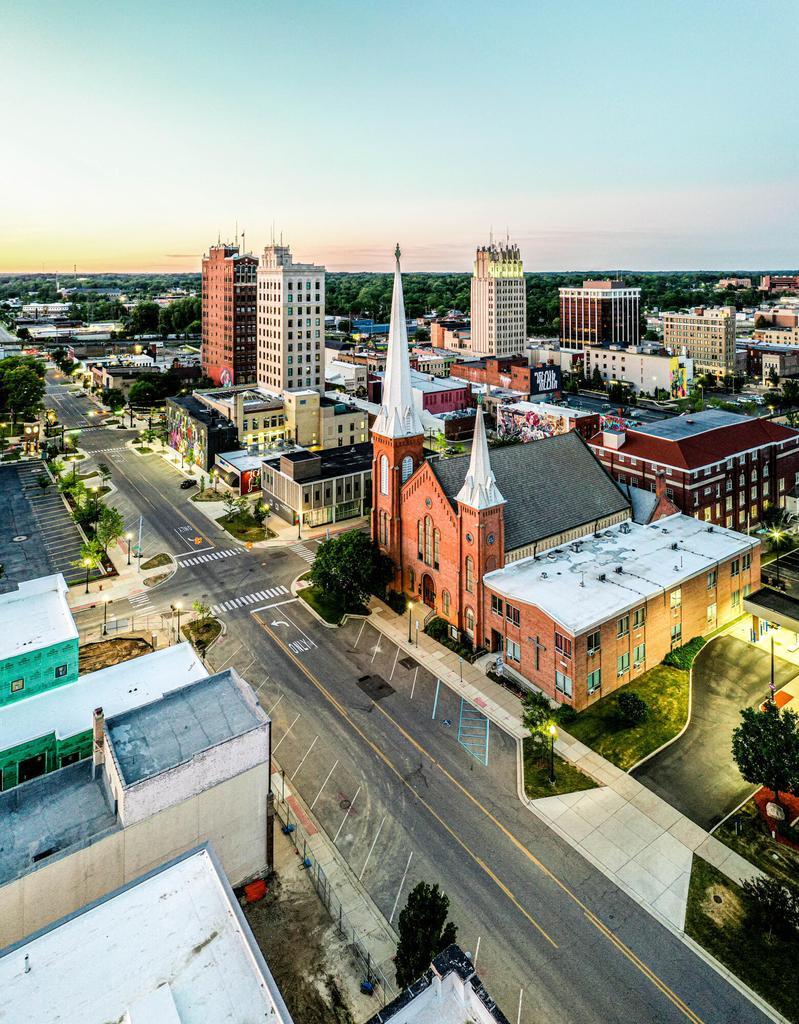 201 S Jackson St, Jackson, MI à vendre Photo principale– Image 1 sur 51