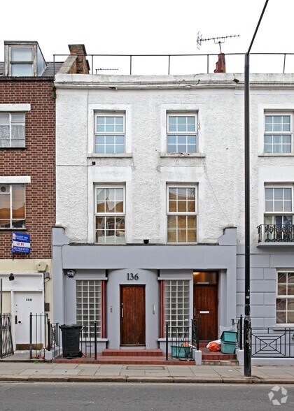136 Royal College St, Londres à vendre - Photo principale – Image 1 sur 3