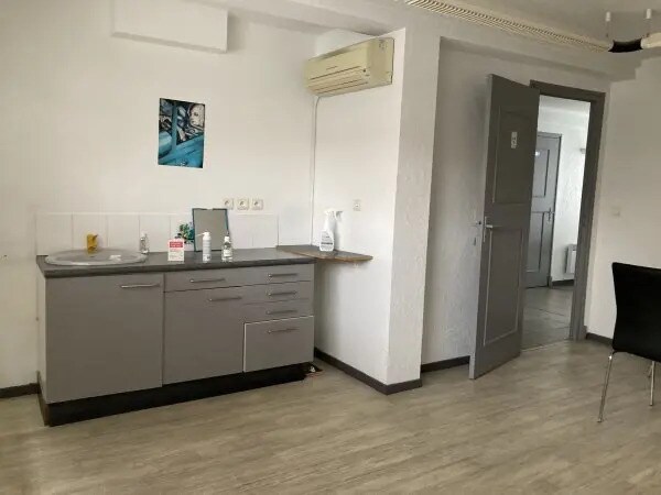 Local d'activités dans Perpignan à vendre - Photo de l’immeuble – Image 1 sur 4