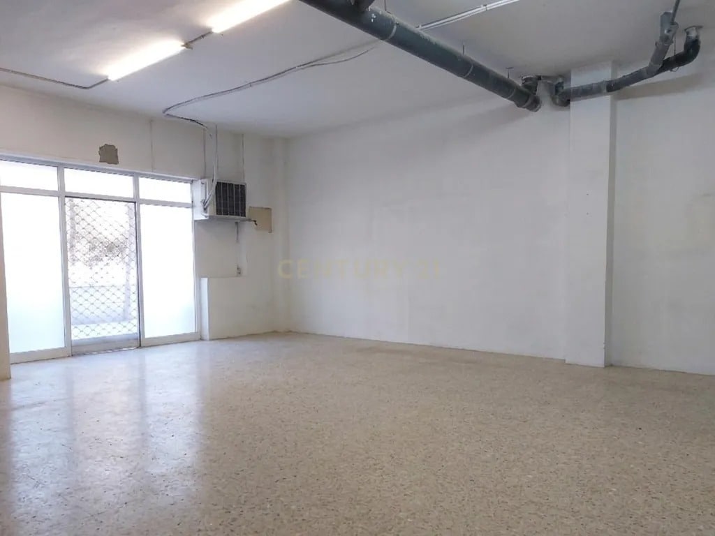 Sabadell, BAR 08207 - Lot 1 - - Photo intérieure - Image 2 of 9