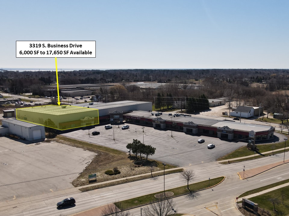 3319-3321 S Business Dr, Sheboygan, WI à louer Photo de l’immeuble– Image 1 sur 7