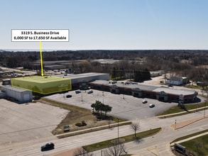 3319-3321 S Business Dr, Sheboygan, WI à louer Photo de l’immeuble– Image 1 sur 7