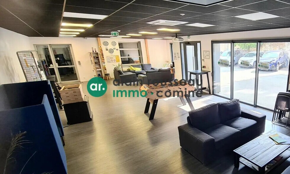 Bureau dans Angers à louer - Photo de l’immeuble – Image 1 sur 3